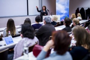 2016.02.03. Women in Data Science Conference