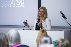 2016.02.03. Women in Data Science Conference