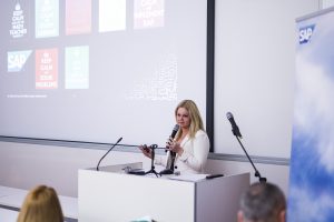 2016.02.03. Women in Data Science Conference